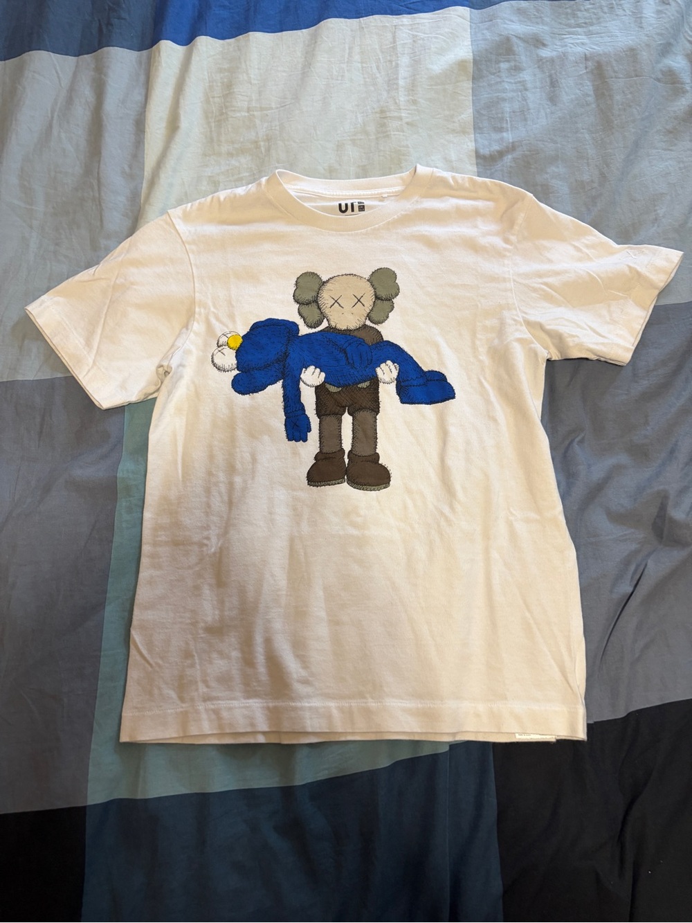 Kaws tee